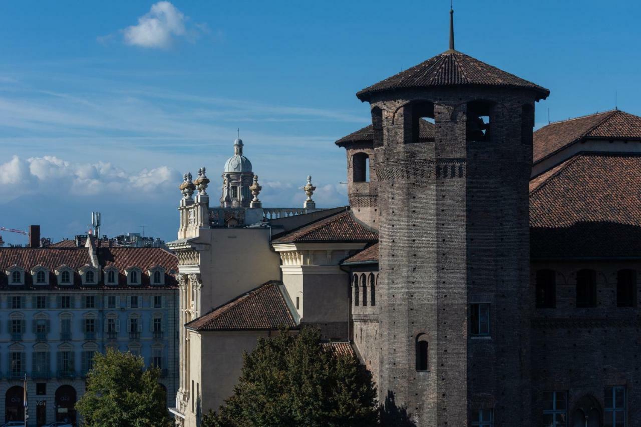 Апартаменты Mansarda In Piazza Castello Турин Экстерьер фото